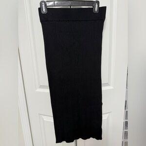 Jaclyn Smith Classic Black Knit Skirt
